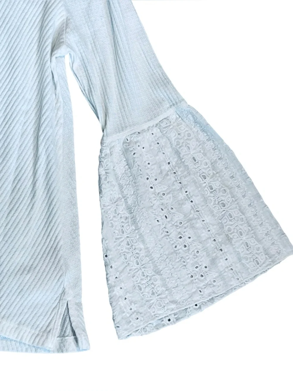 Free People Women’s Sz S White Eyelet Lace Top Bell Sleeve Parisian Nights Knit
